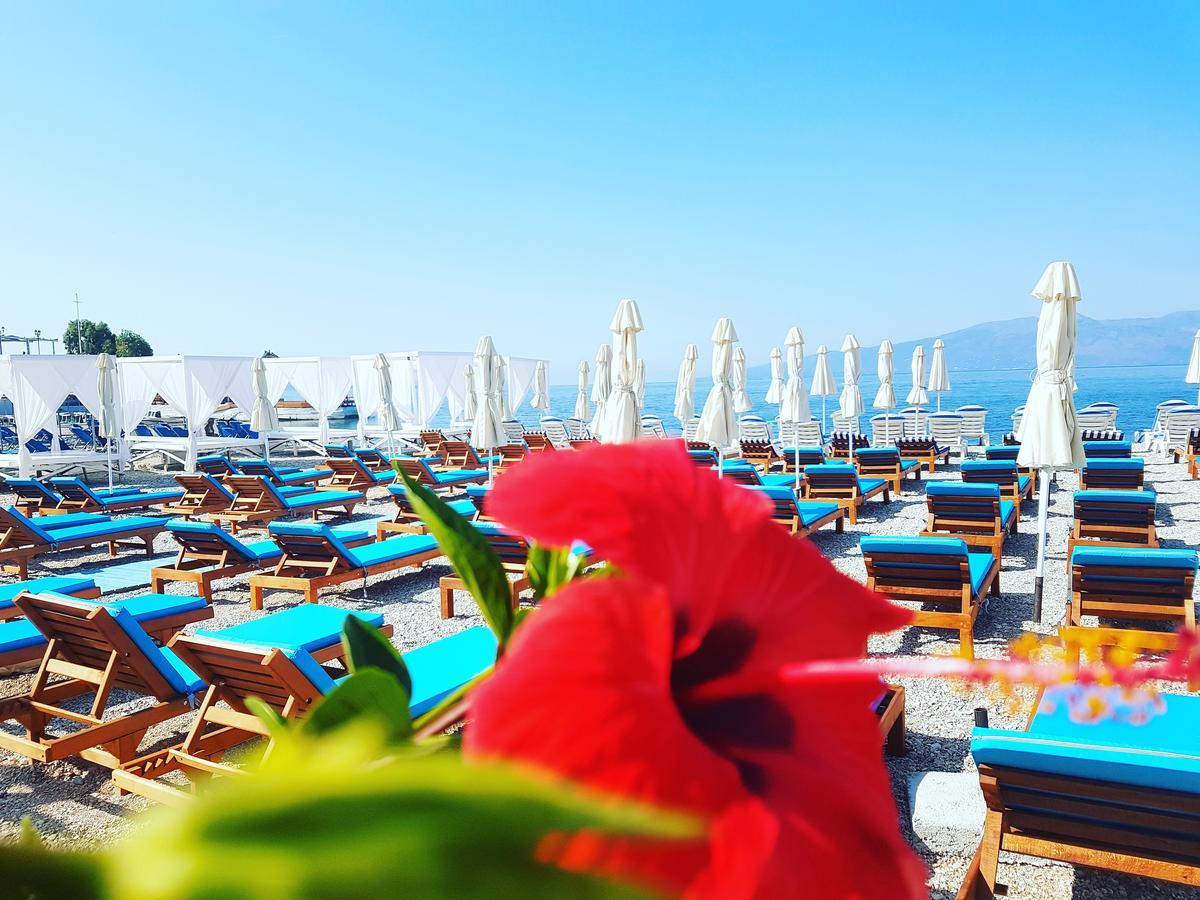 Cocktail & Dreams - Beach Hotel Sarandë Exterior foto
