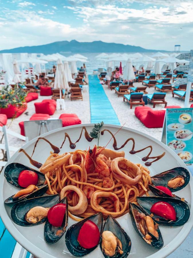 Cocktail & Dreams - Beach Hotel Sarandë Exterior foto